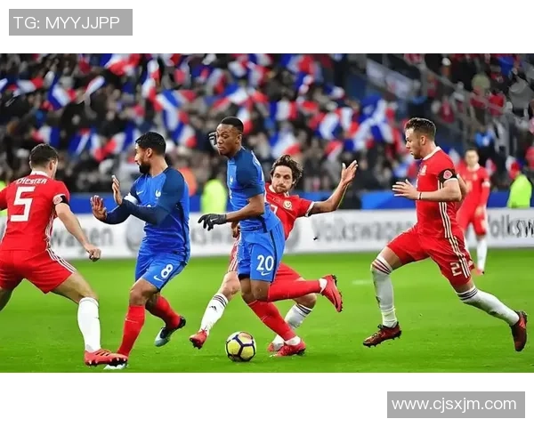 9月21日斯拉维亚与波多尔激战正酣精彩赛事回顾与分析